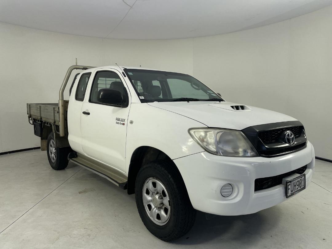 Used Toyota Hilux TD EC/CC 2011 | Westgate | at Turners Cars | 23888072 ...