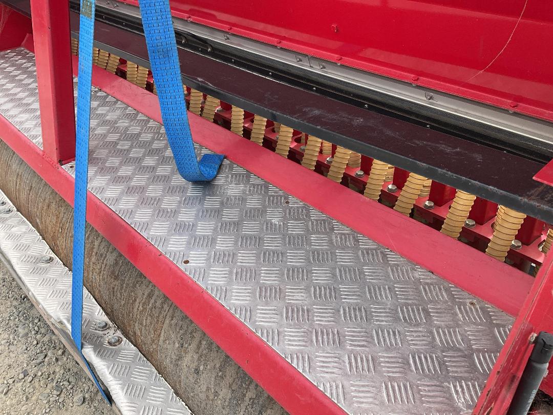 Photo '9' of BLEC Disc Seeder DS2200 Seeder