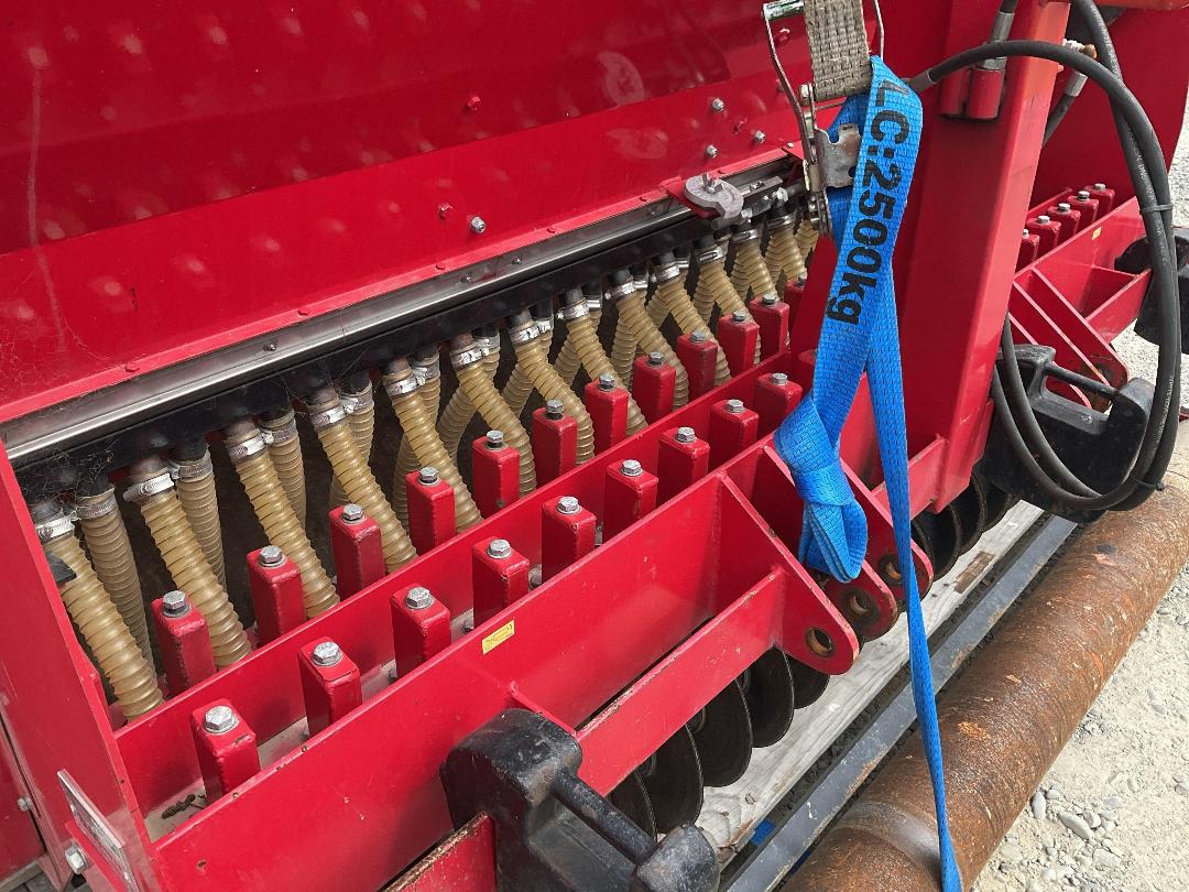 Photo '10' of BLEC Disc Seeder DS2200 Seeder