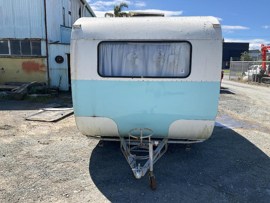 Photo '8' of CARAVAN CLASSIC Caravan - Single