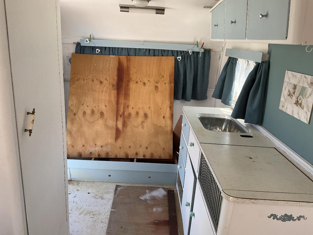 Photo '12' of CARAVAN CLASSIC Caravan - Single