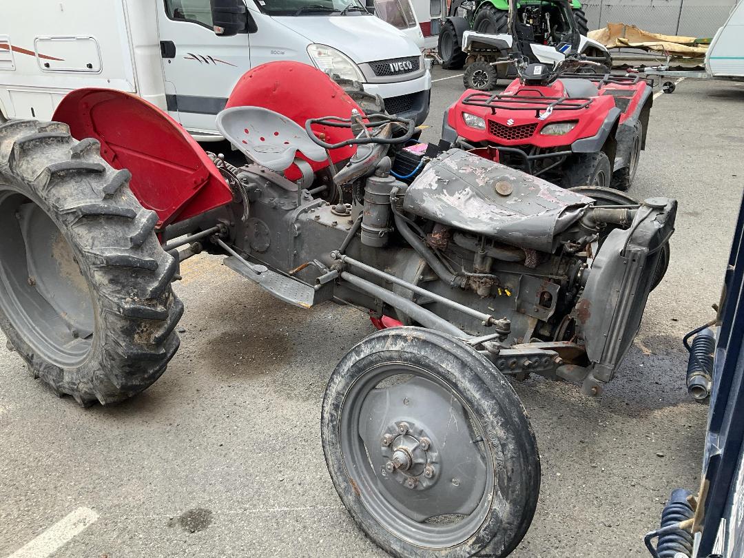 Photo '5' of Massey Ferguson 24 Tractor Photo '5' of Massey Ferguson 24 Tractor