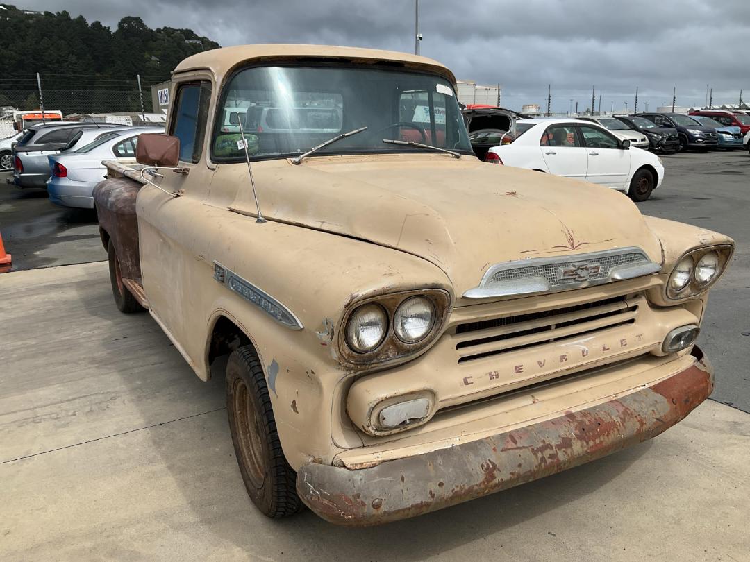 Photo '2' of Chevrolet Apache Fleetside
