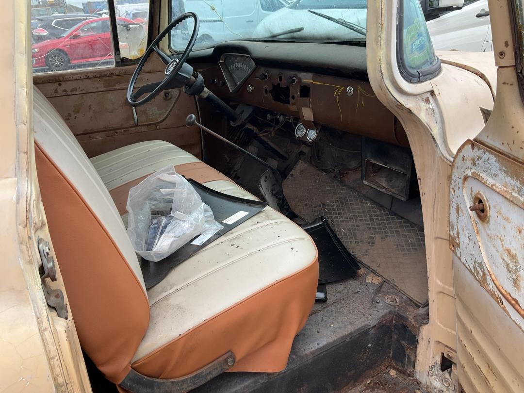 Photo '17' of Chevrolet Apache Fleetside