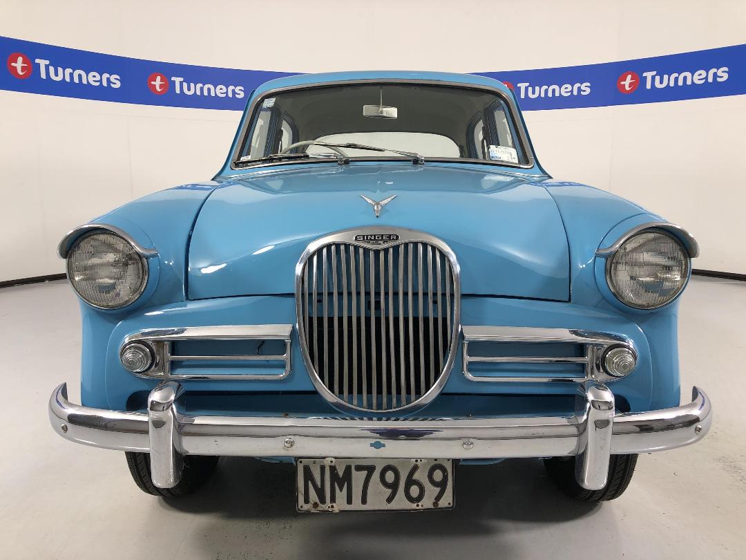 Photo '2' of Singer Gazelle