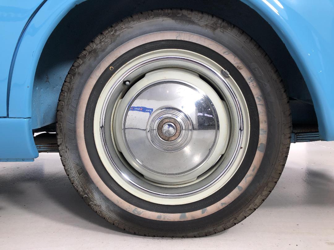 Photo '11' of Singer Gazelle