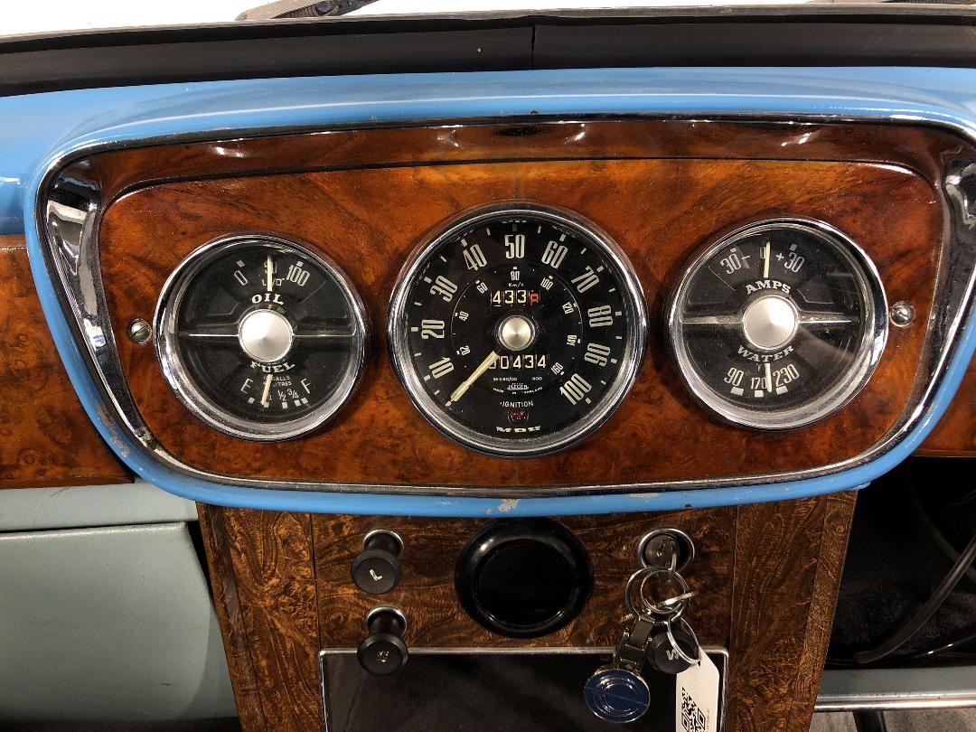 Photo '21' of Singer Gazelle