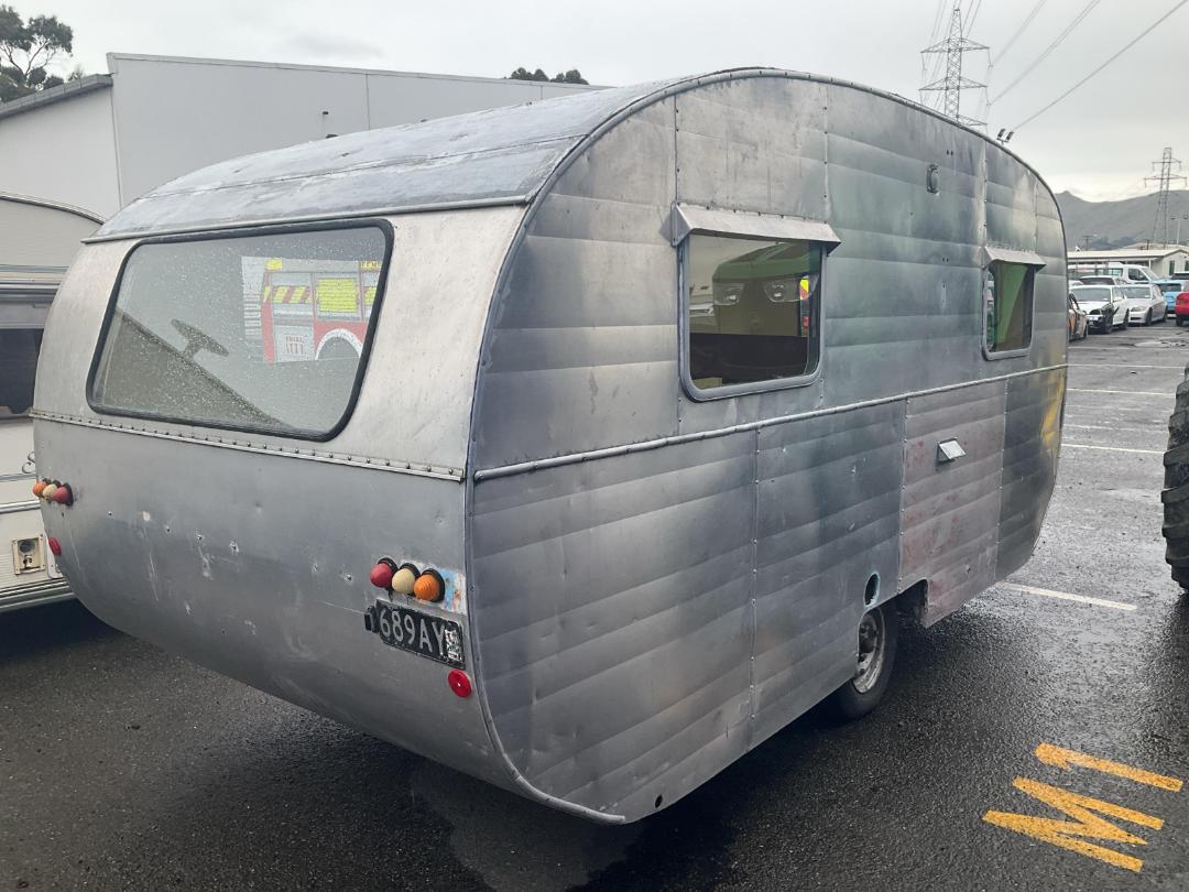 Photo '3' of Custombuilt Windsor Caravan - Single