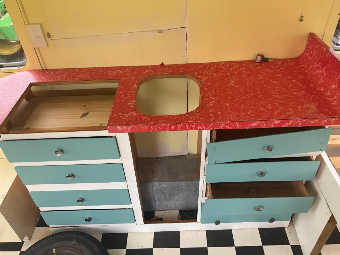 Photo '9' of Custombuilt Windsor Caravan - Single