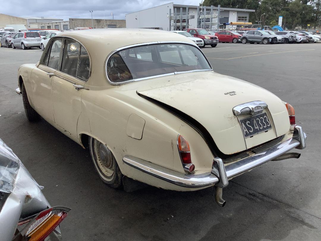 Photo '3' of Jaguar 3.4S Photo '3' of Jaguar 3.4S