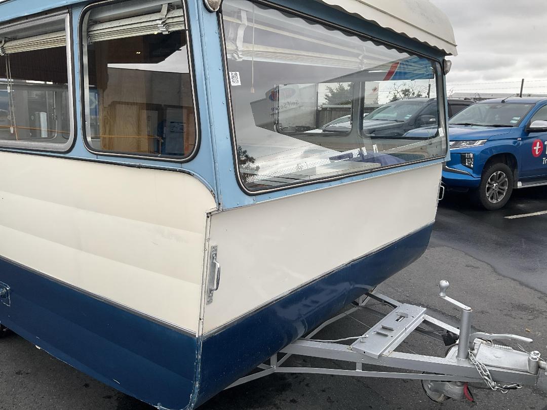 Photo '2' of CLASSIC 13' Caravan - Single