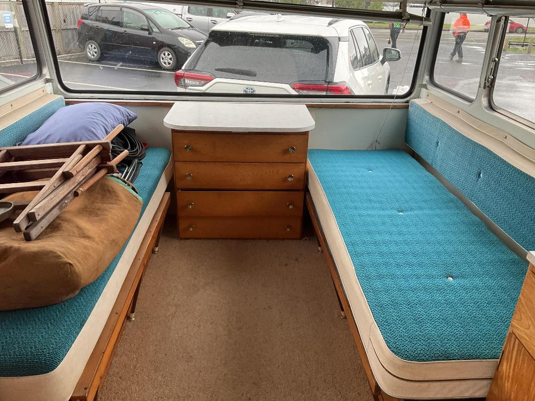 Photo '13' of CLASSIC 13' Caravan - Single