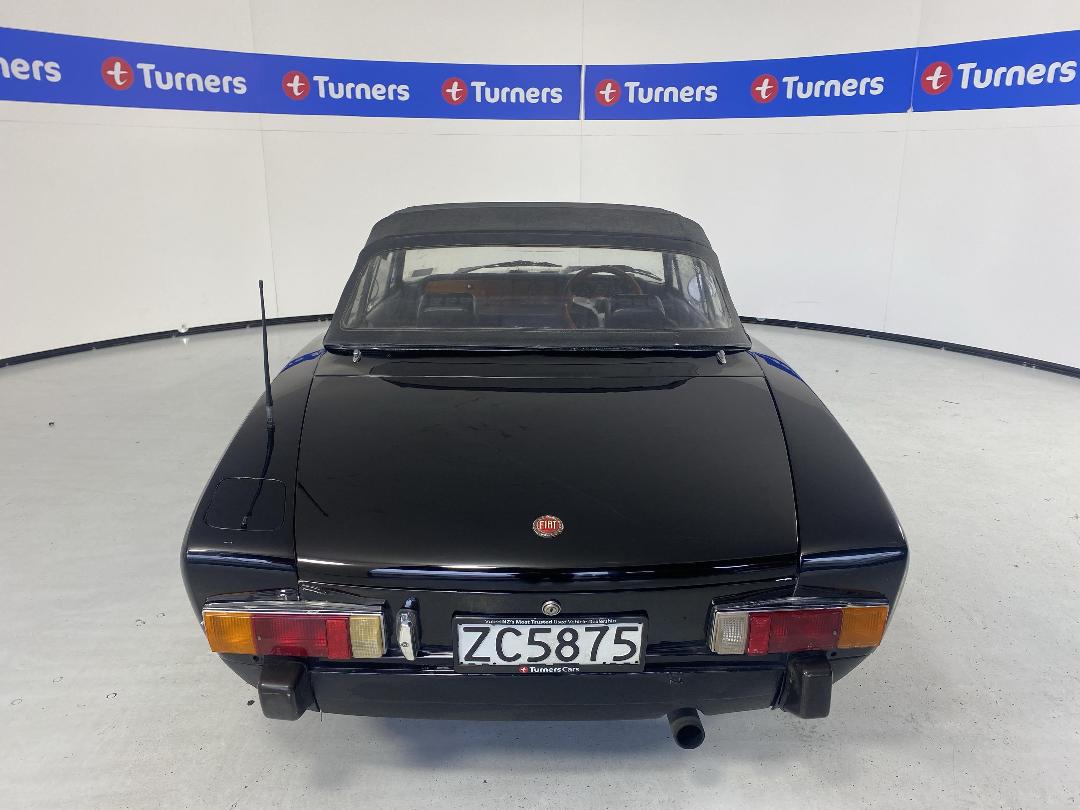 Photo '24' of Fiat 124