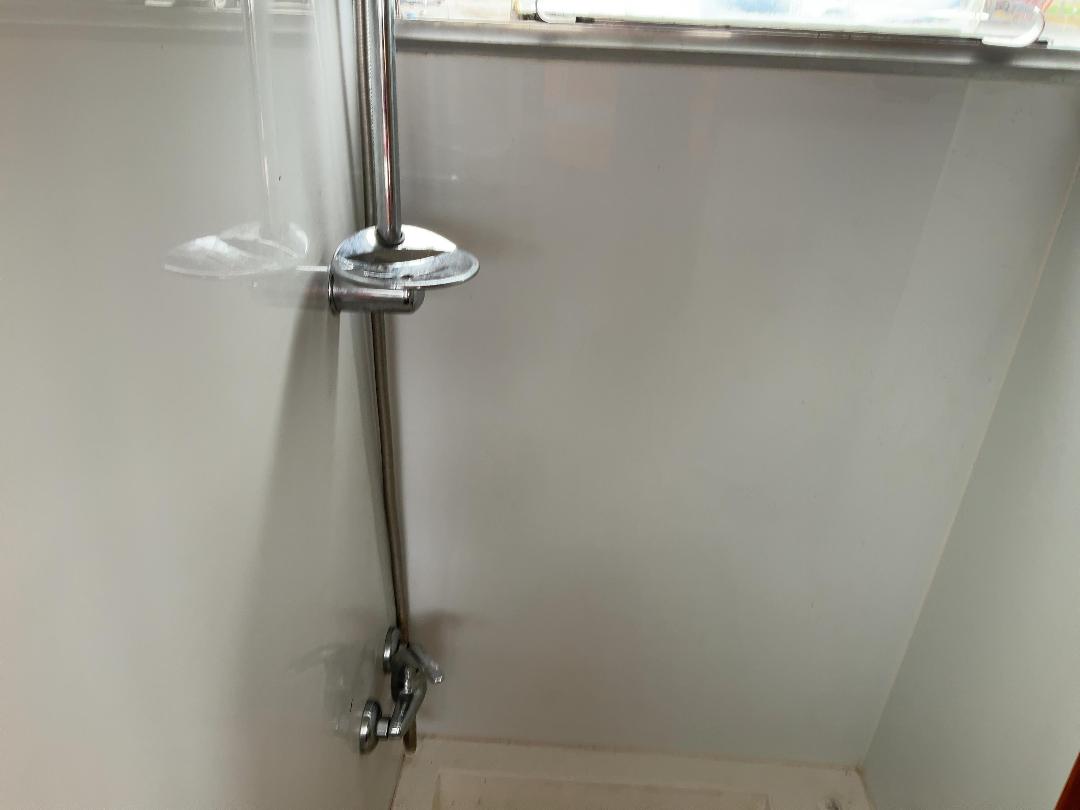 Photo '27' of Ford D300 Motorhome