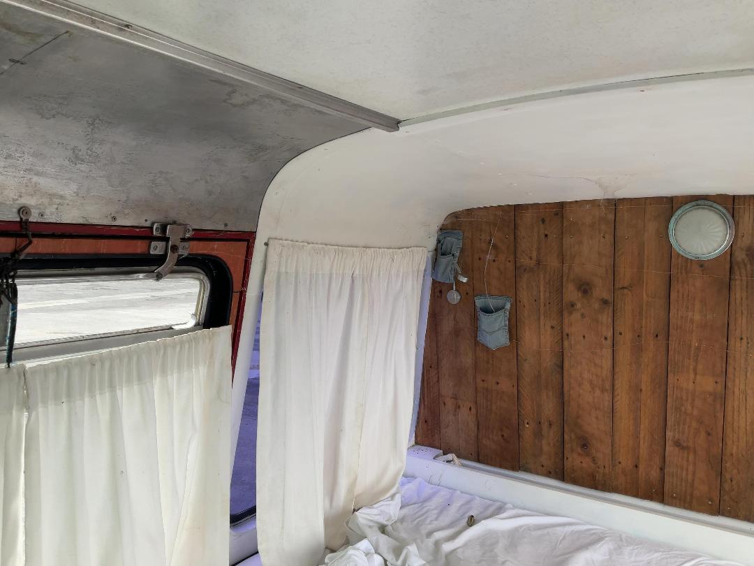 Photo '31' of Ford D300 Motorhome