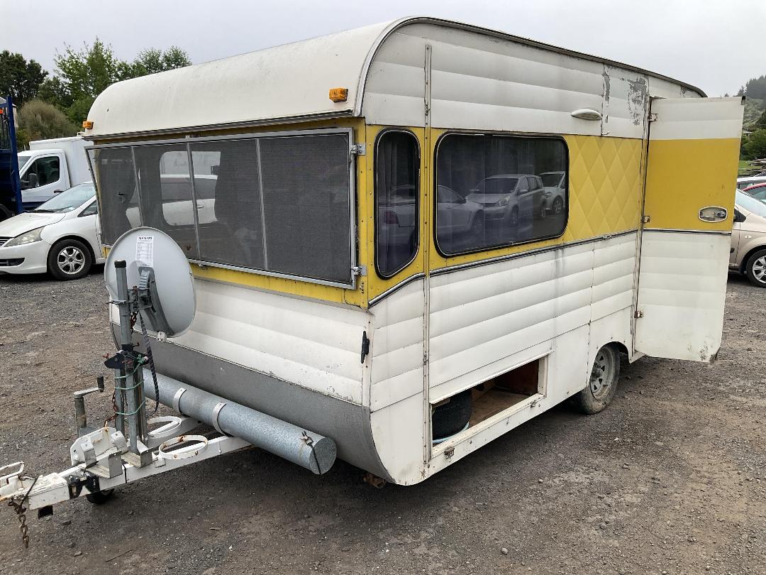 Photo '6' of FREEWAY CARAVAN Caravan - Single Photo '6' of FREEWAY CARAVAN Caravan - Single