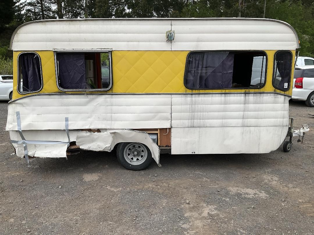 Photo '2' of FREEWAY CARAVAN Caravan - Single Photo '2' of FREEWAY CARAVAN Caravan - Single