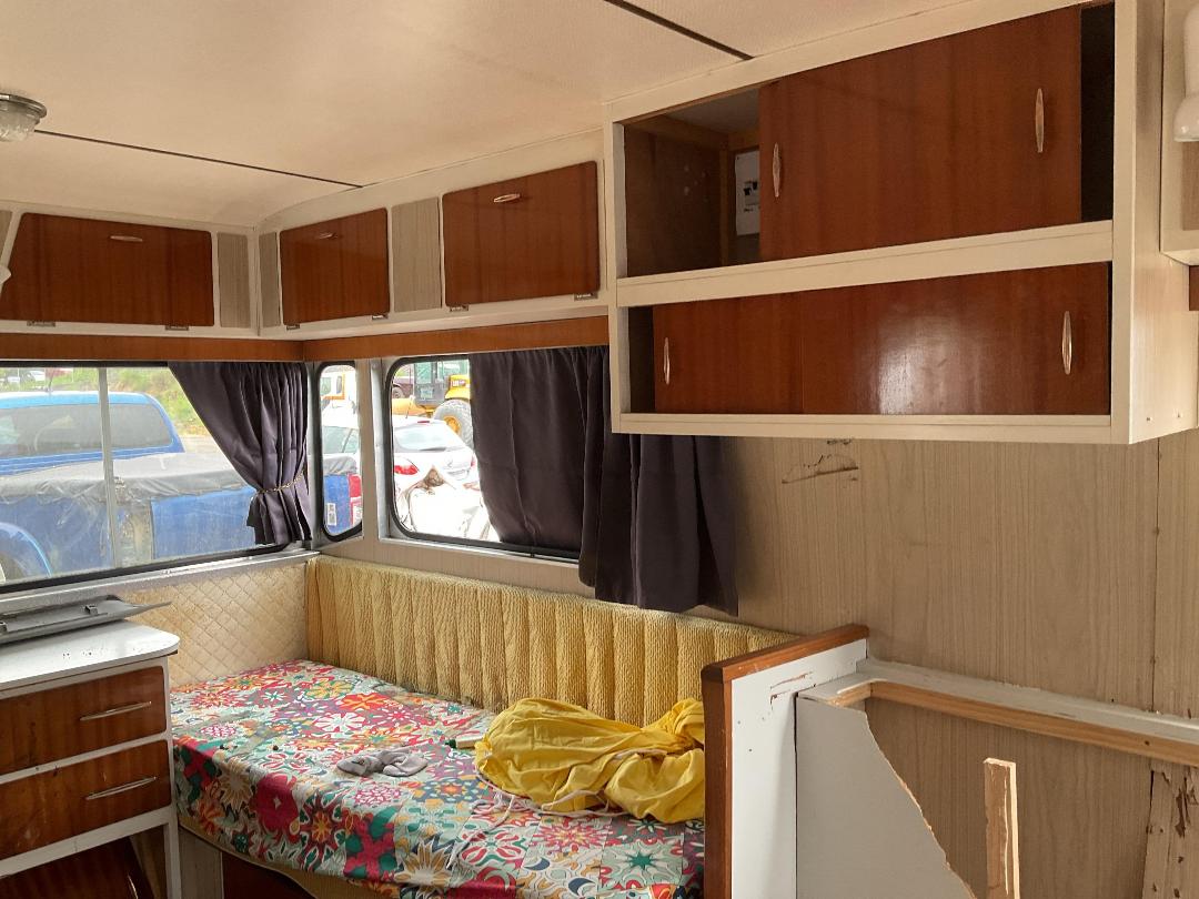 Photo '12' of FREEWAY CARAVAN Caravan - Single Photo '12' of FREEWAY CARAVAN Caravan - Single