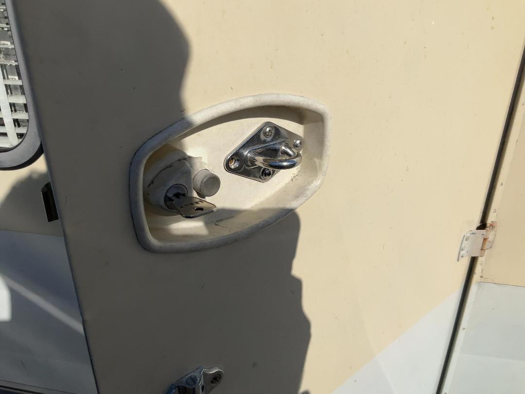 Photo '10' of CLASSIC CARAVAN Caravan - Single Photo '10' of CLASSIC CARAVAN Caravan - Single