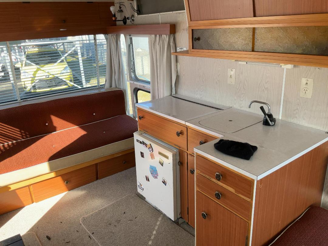 Photo '16' of CLASSIC CARAVAN Caravan - Single Photo '16' of CLASSIC CARAVAN Caravan - Single