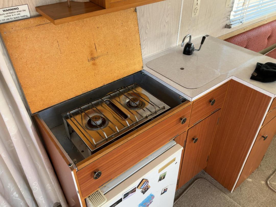 Photo '18' of CLASSIC CARAVAN Caravan - Single Photo '18' of CLASSIC CARAVAN Caravan - Single