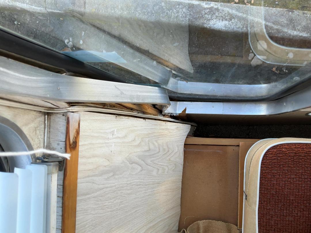 Photo '20' of CLASSIC CARAVAN Caravan - Single Photo '20' of CLASSIC CARAVAN Caravan - Single