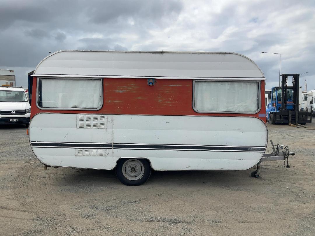 Photo '2' of LITEWEIGHT Caravan Caravan - Single
