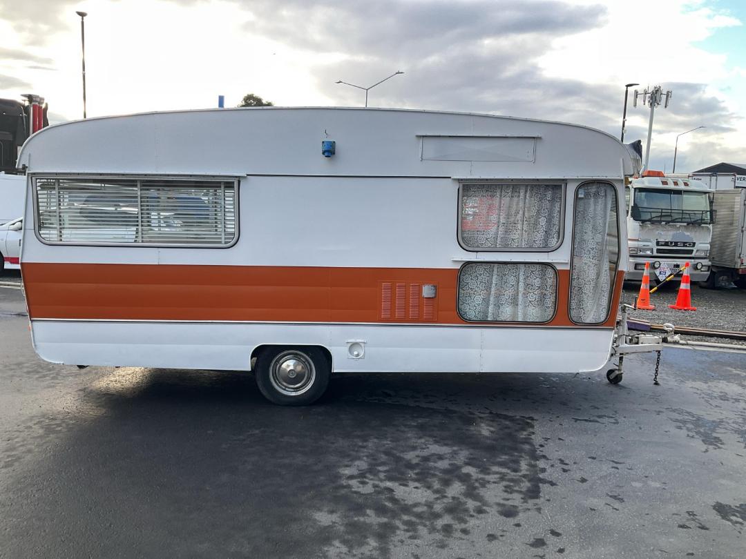 Photo '3' of CARAVAN CLASSIC Caravan - Single Photo '3' of CARAVAN CLASSIC Caravan - Single