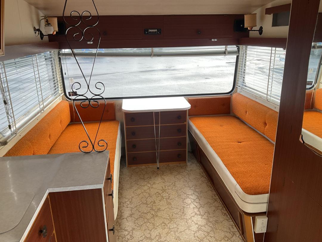 Photo '24' of CARAVAN CLASSIC Caravan - Single Photo '24' of CARAVAN CLASSIC Caravan - Single