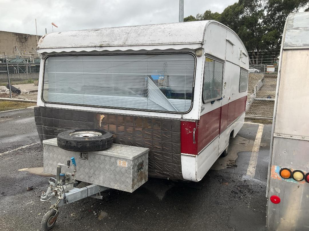 Photo '2' of CARAVAN CLASSIC Caravan - Tandem Photo '2' of CARAVAN CLASSIC Caravan - Tandem