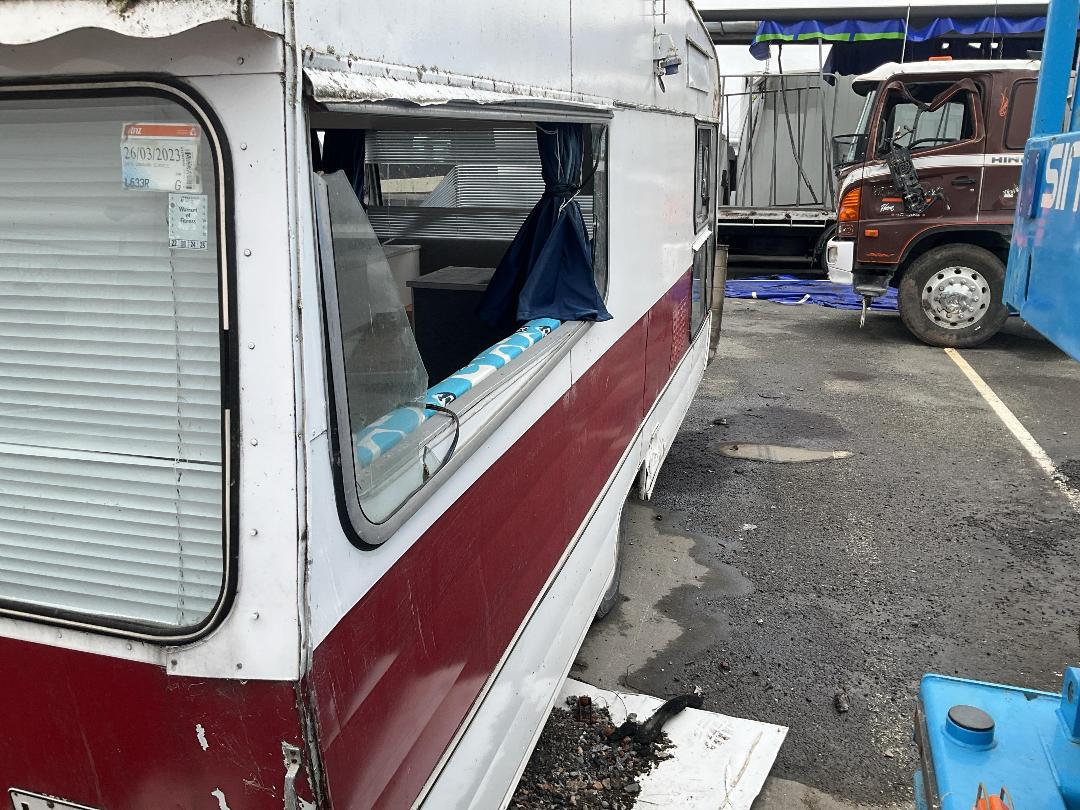 Photo '5' of CARAVAN CLASSIC Caravan - Tandem Photo '5' of CARAVAN CLASSIC Caravan - Tandem