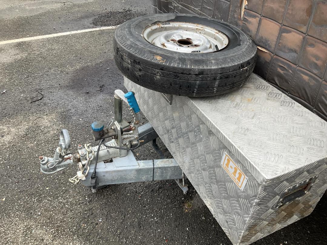 Photo '9' of CARAVAN CLASSIC Caravan - Tandem Photo '9' of CARAVAN CLASSIC Caravan - Tandem