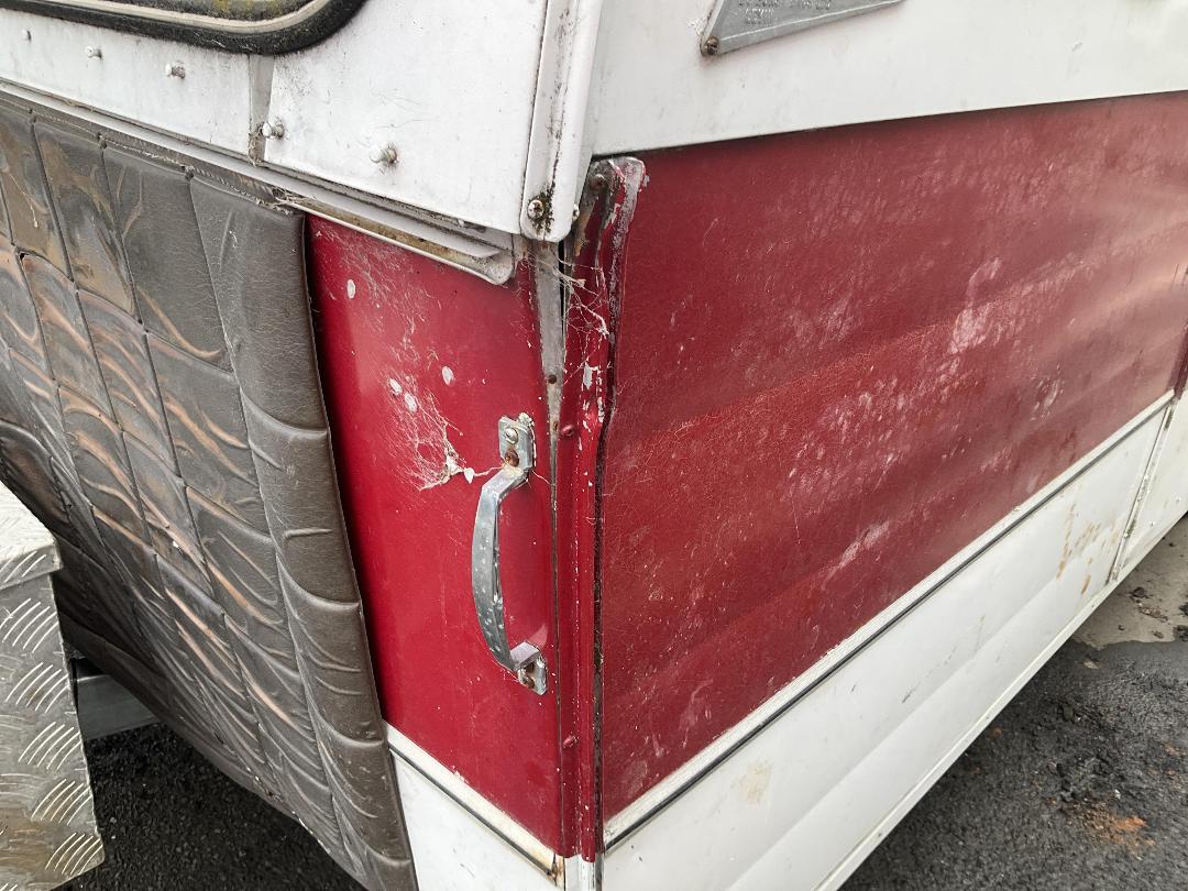 Photo '10' of CARAVAN CLASSIC Caravan - Tandem Photo '10' of CARAVAN CLASSIC Caravan - Tandem