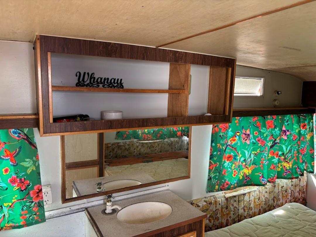 Photo '7' of CARAVAN ANGLO Caravan - Single