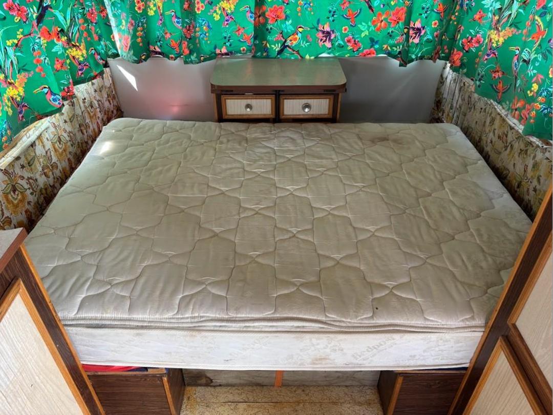 Photo '13' of CARAVAN ANGLO Caravan - Single