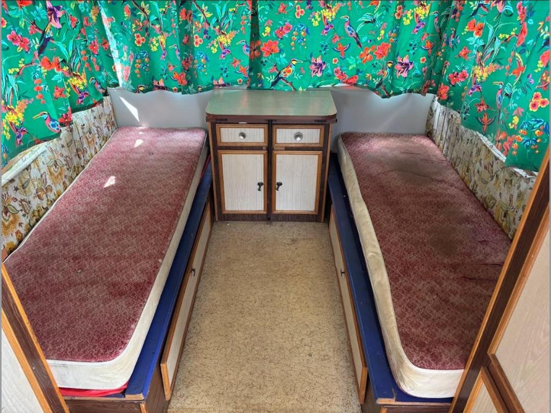 Photo '11' of CARAVAN ANGLO Caravan - Single