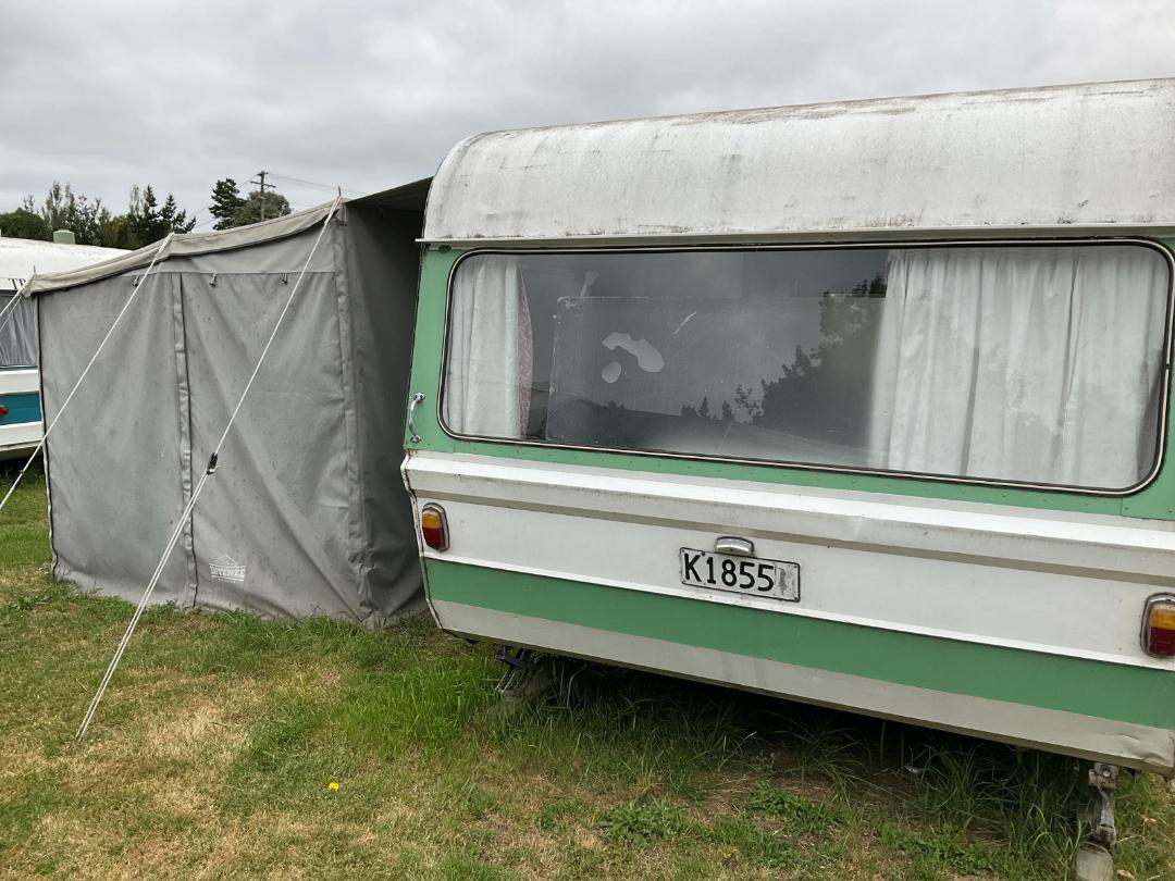 Photo '5' of FURNWARE 15A Caravan - Single Photo '5' of FURNWARE 15A Caravan - Single