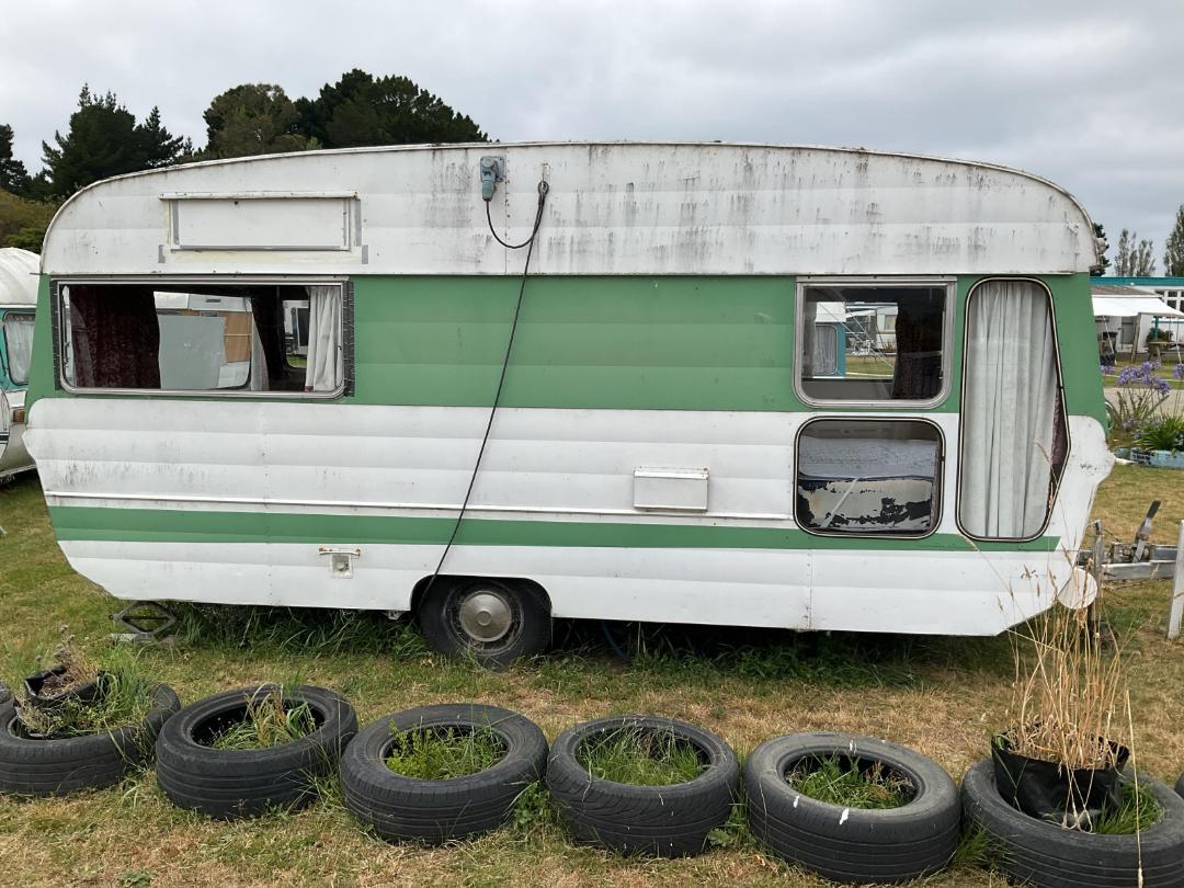 Photo '2' of FURNWARE 15A Caravan - Single Photo '2' of FURNWARE 15A Caravan - Single