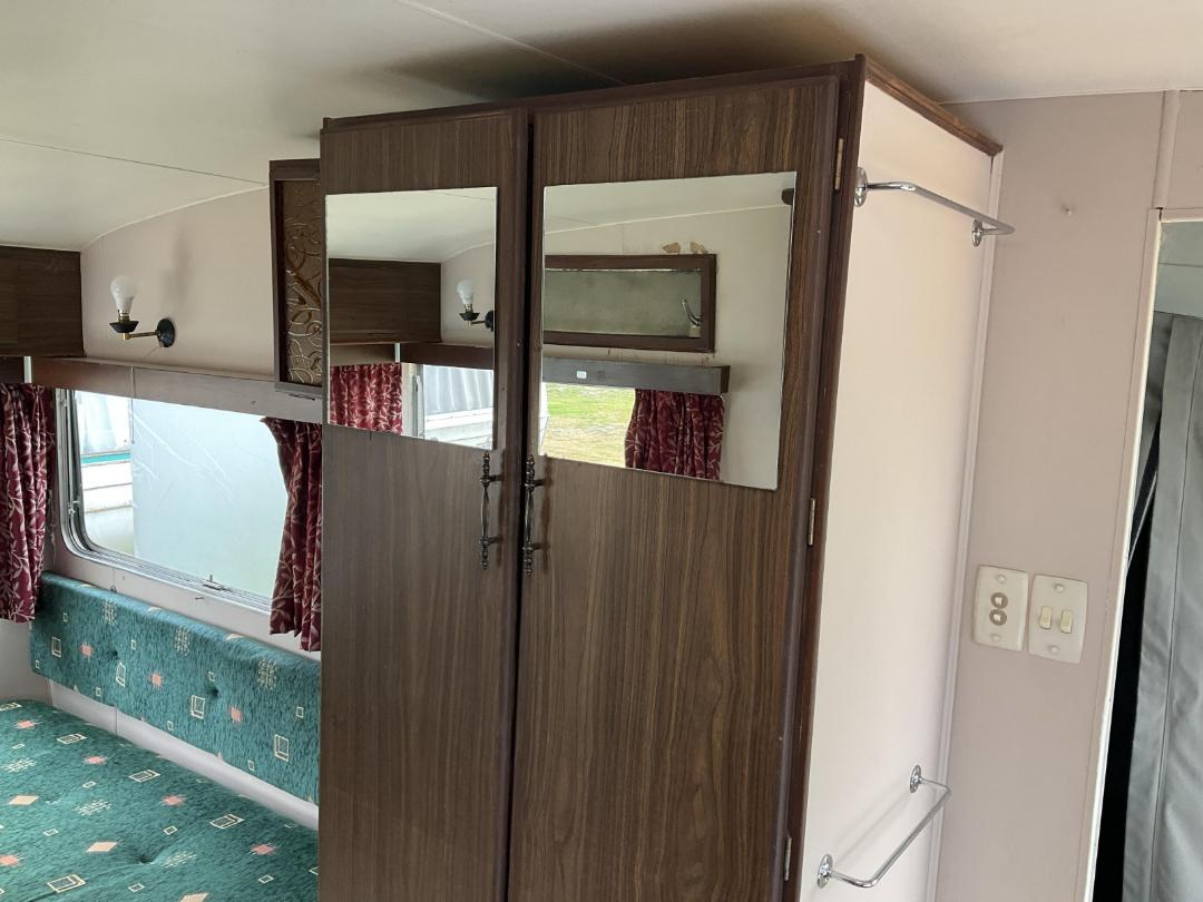 Photo '20' of FURNWARE 15A Caravan - Single Photo '20' of FURNWARE 15A Caravan - Single