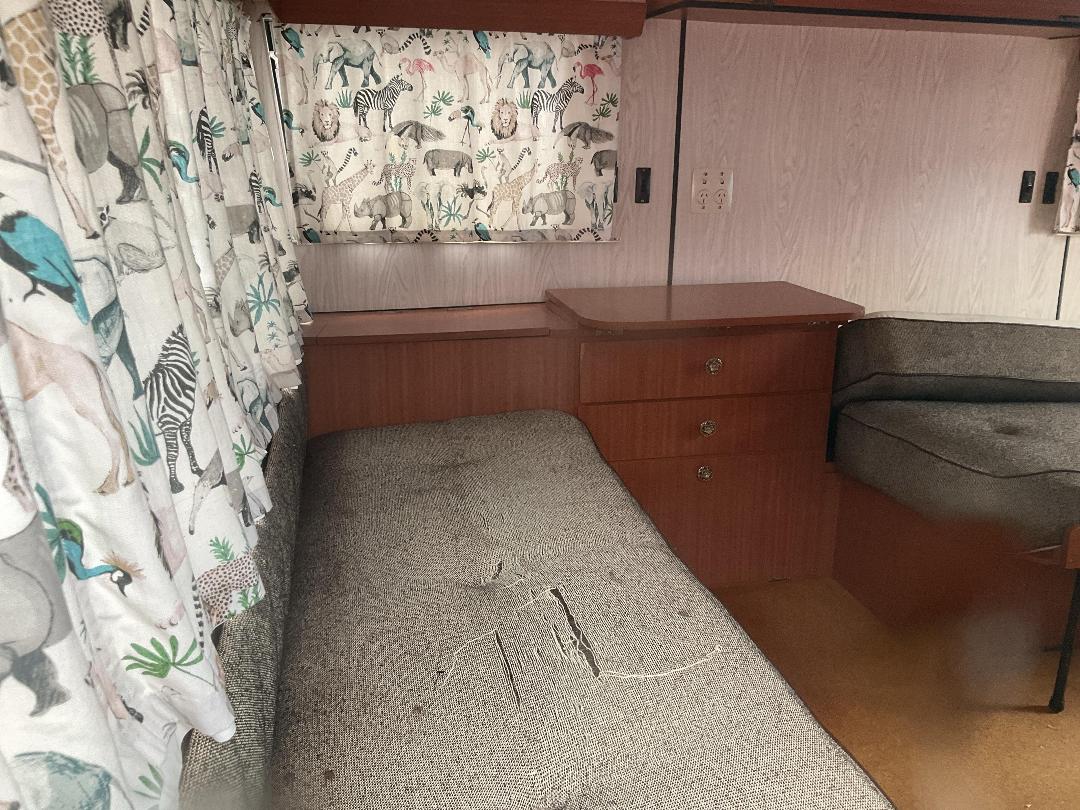 Photo '7' of Zephyr 340PLAND Caravan - Single