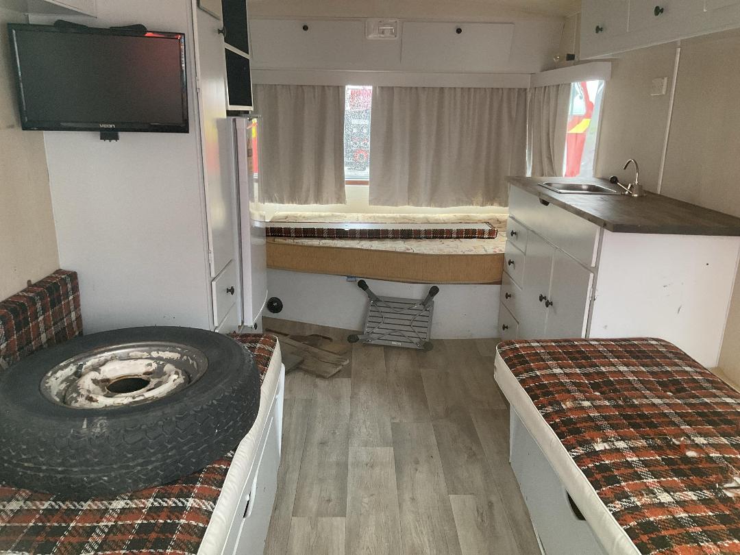 Photo '9' of CI MUNRO CRUSADER 150 Caravan - Single