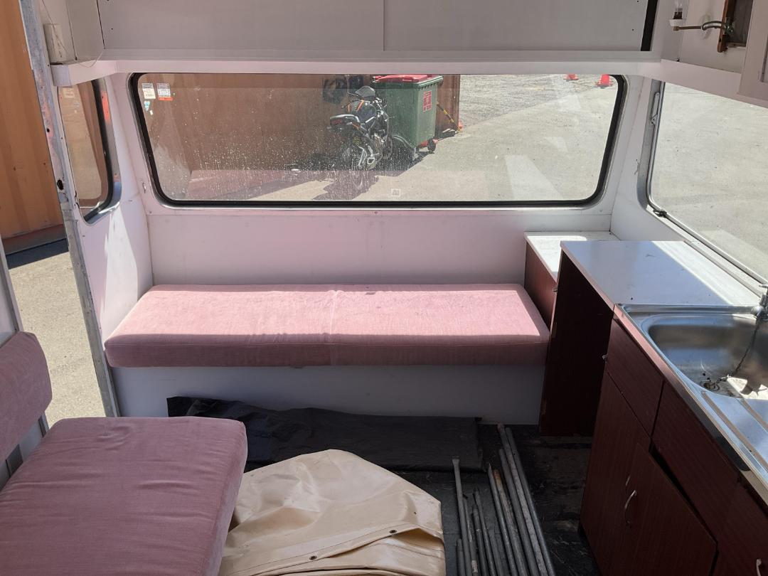 Photo '18' of Oxford Caravan Caravan - Single Photo '18' of Oxford Caravan Caravan - Single