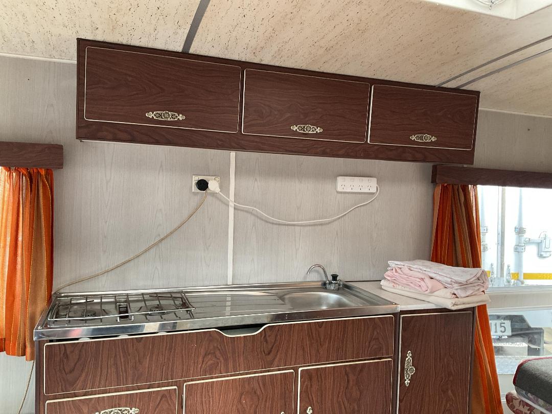 Photo '10' of CI MUNRO CI150D Caravan - Single