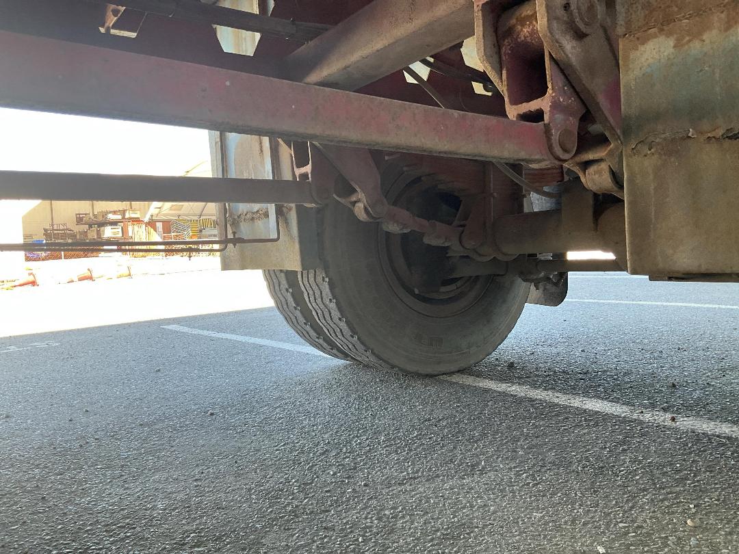 Photo '15' of TRAILER STEELBRO Flat Deck Semi