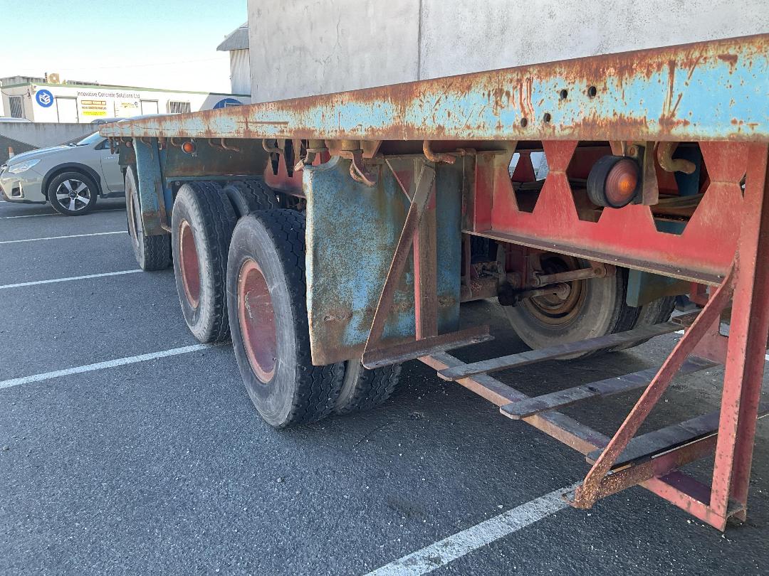 Photo '13' of TRAILER STEELBRO Flat Deck Semi
