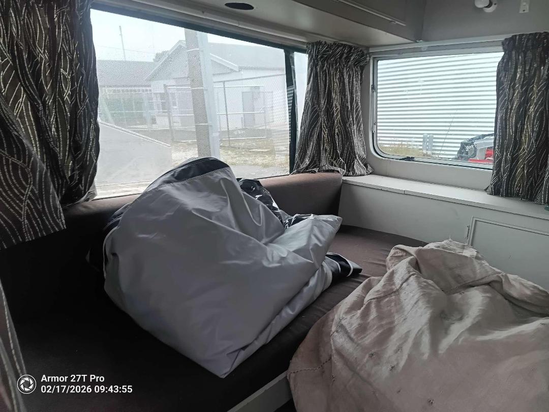 Photo '4' of Zephyr CARAVAN Caravan - Single