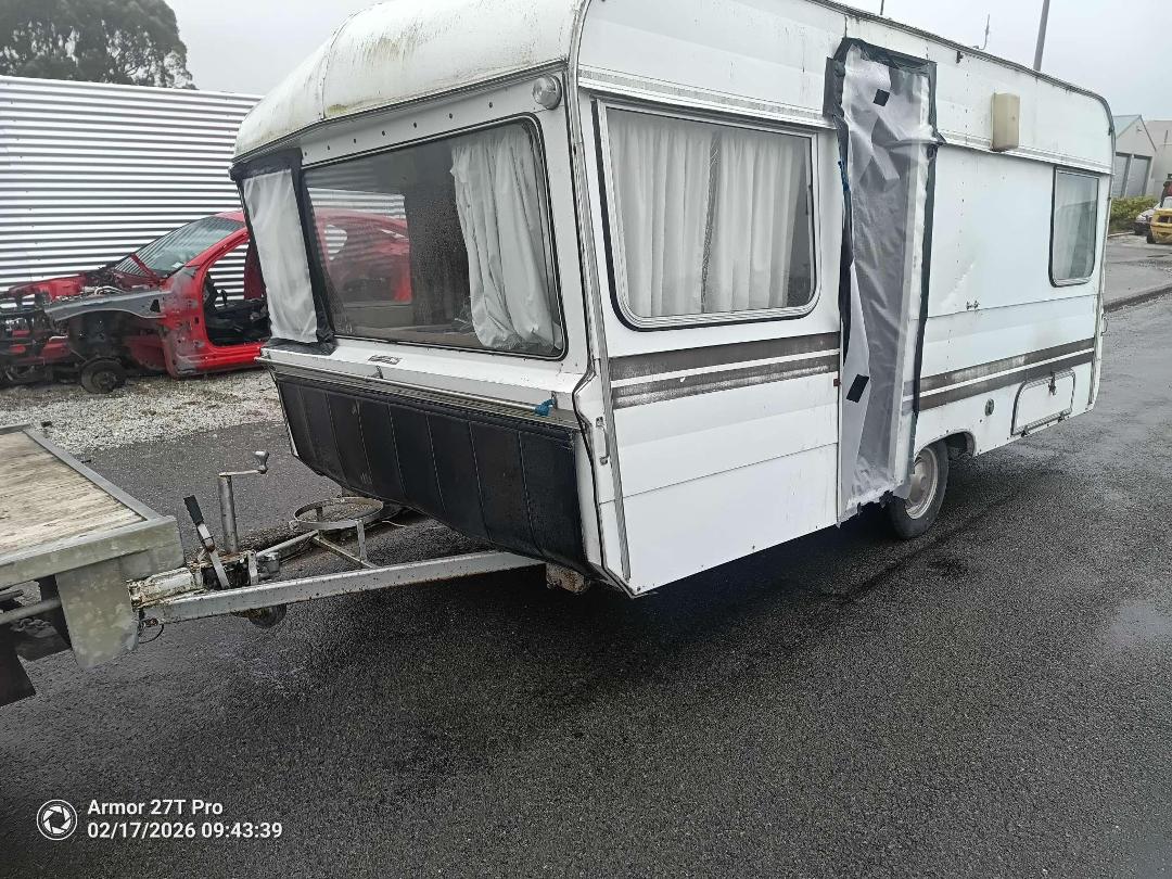 Photo '2' of Zephyr CARAVAN Caravan - Single