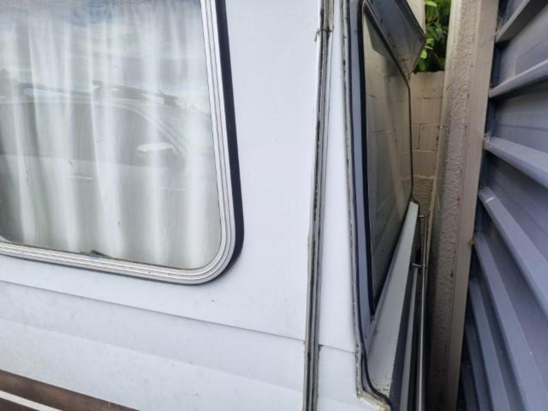 Photo '8' of Zephyr CARAVAN Caravan - Single