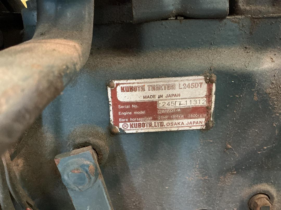 Photo '15' of Kubota L245 DT Tractor