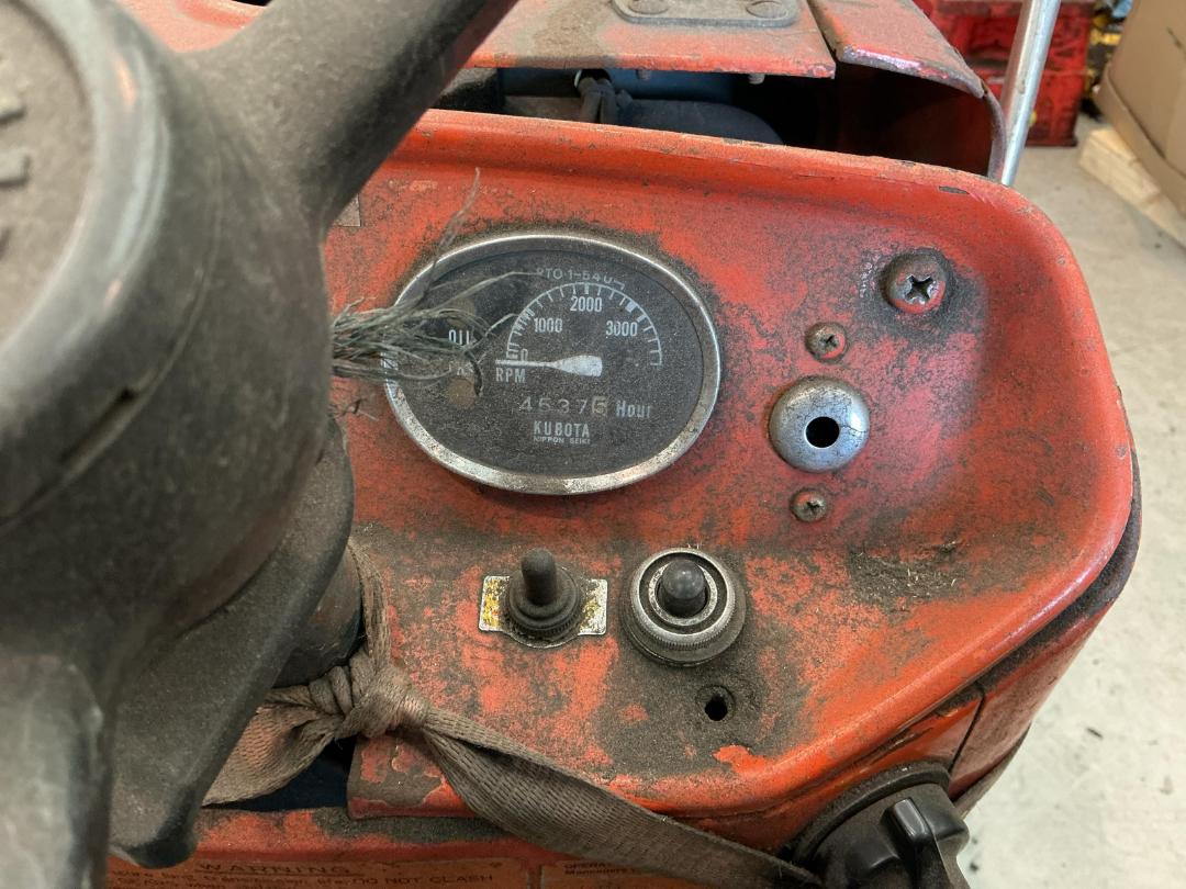 Photo '16' of Kubota L245 DT Tractor